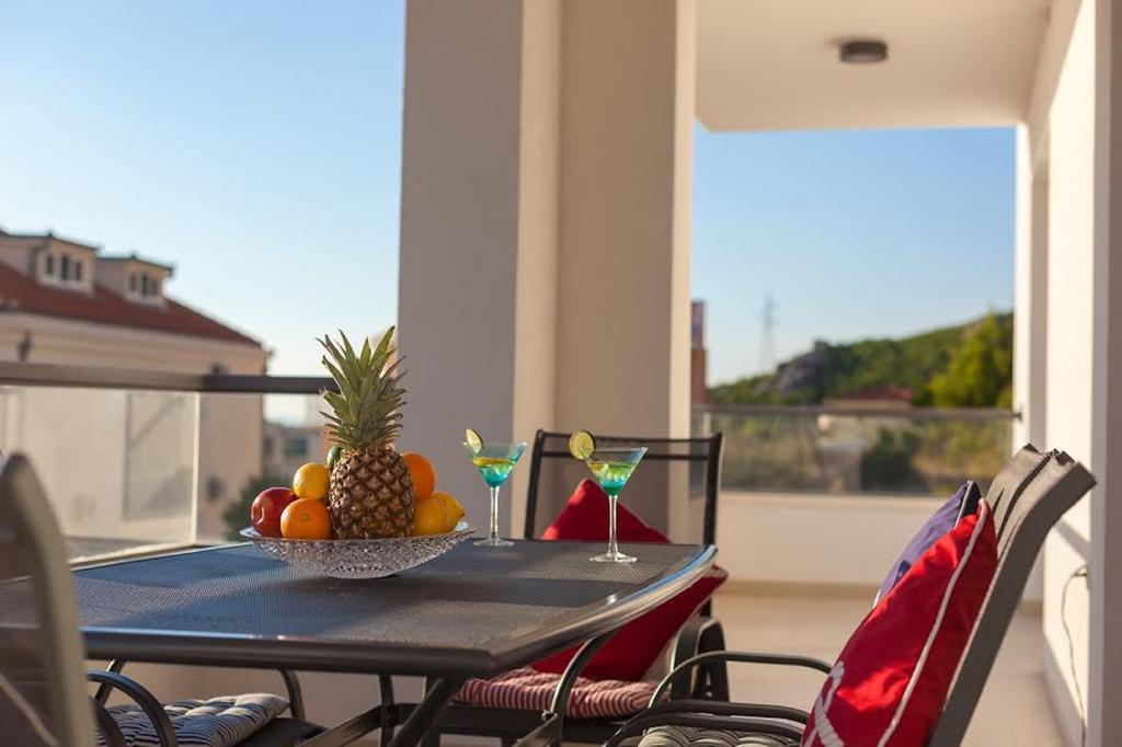 Apartman Malu Макарска Экстерьер фото